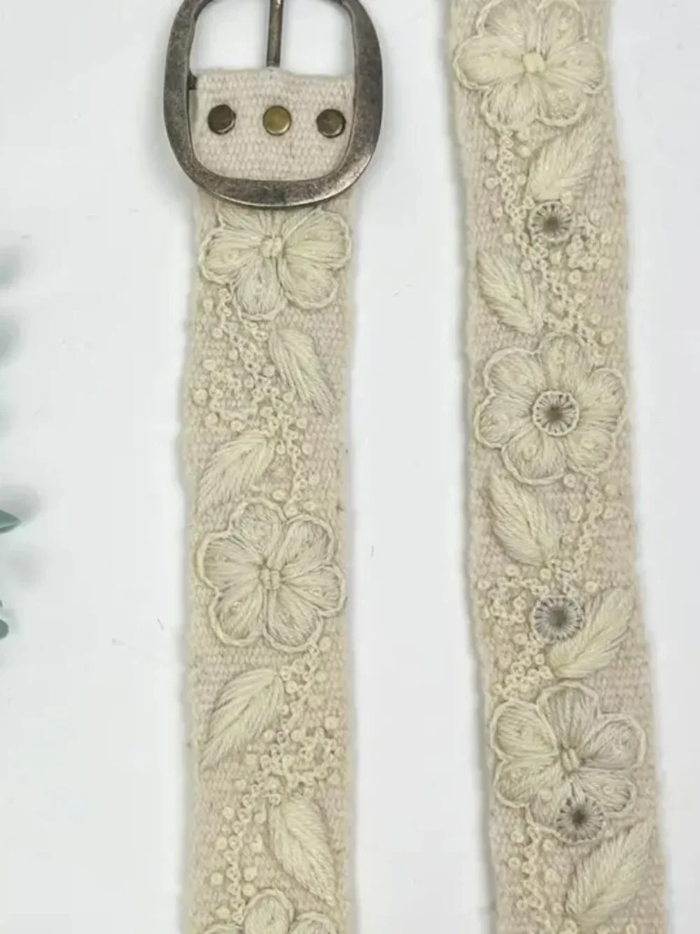 Artesana Love - Blanca Flor Wide Embroidered Wool Belt
